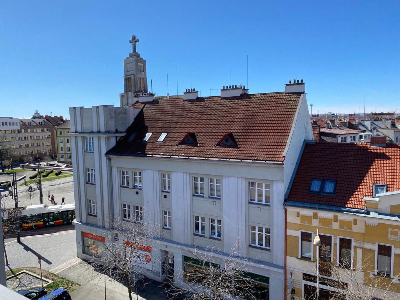 דירות Hradec Králové Perla Hradce 103 מראה חיצוני תמונה