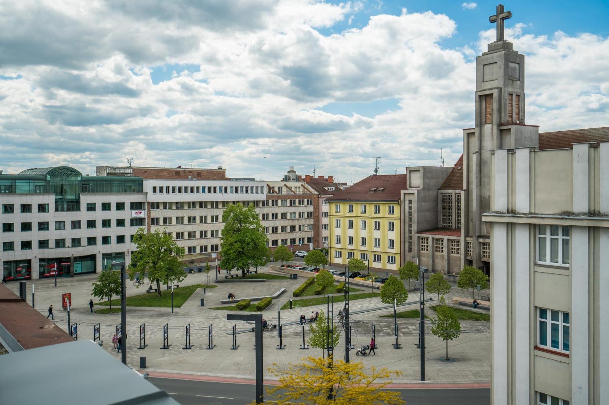 דירות Hradec Králové Perla Hradce 103 מראה חיצוני תמונה